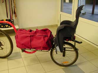 remorque 1 roue , remorque mono roue , remorque v&eacute;lo 1 roue , mono roue , drivback , driveback , drive back , remorque vtt  , remorque bebe v&eacute;lo , remorque bebe et bagages